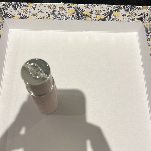 Miss Dior - Picture 9 of 11